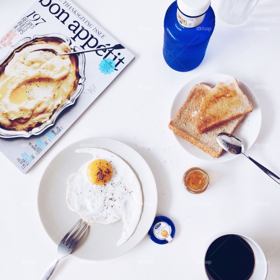 Morning Rituals : Preparing breakfast 