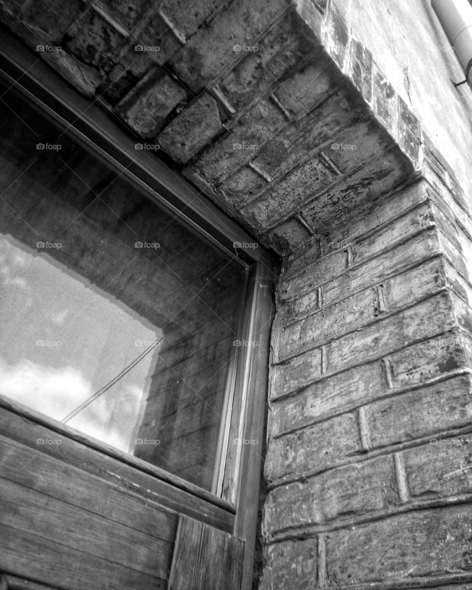 "The most colorful thing in the world is black and white, it contains all colors and at the same time excludes all."
~ Vikrmn, 10 Alone