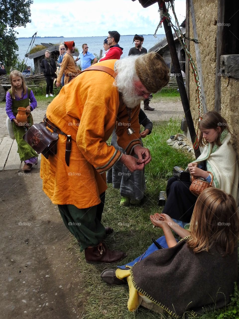 Sharing beads