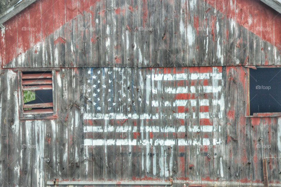 Barns: Red, White, and Blue