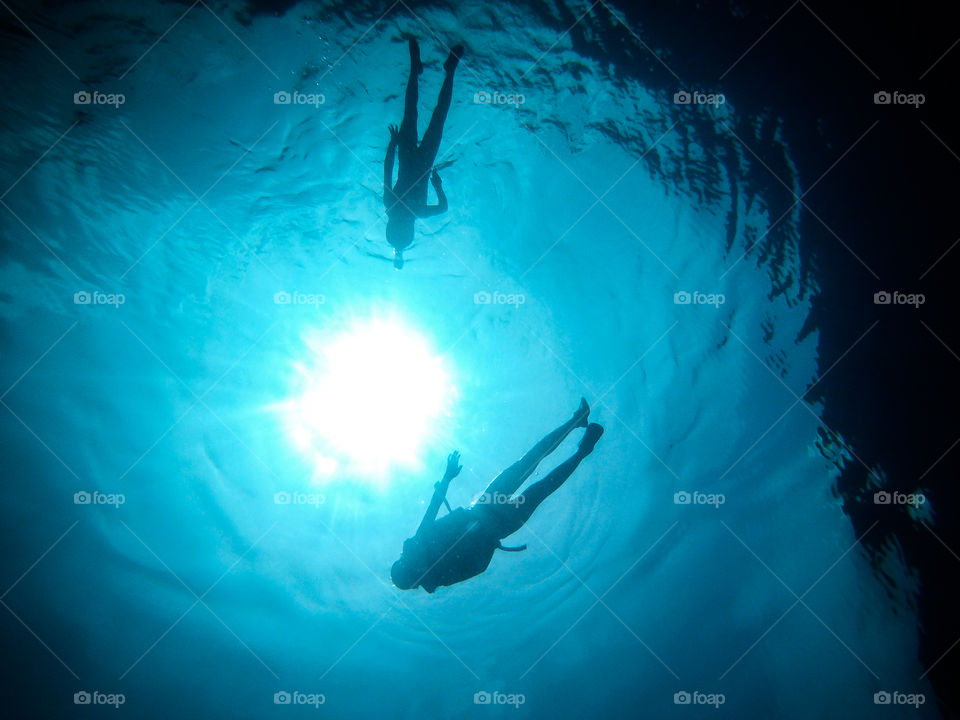 Snorkling kids