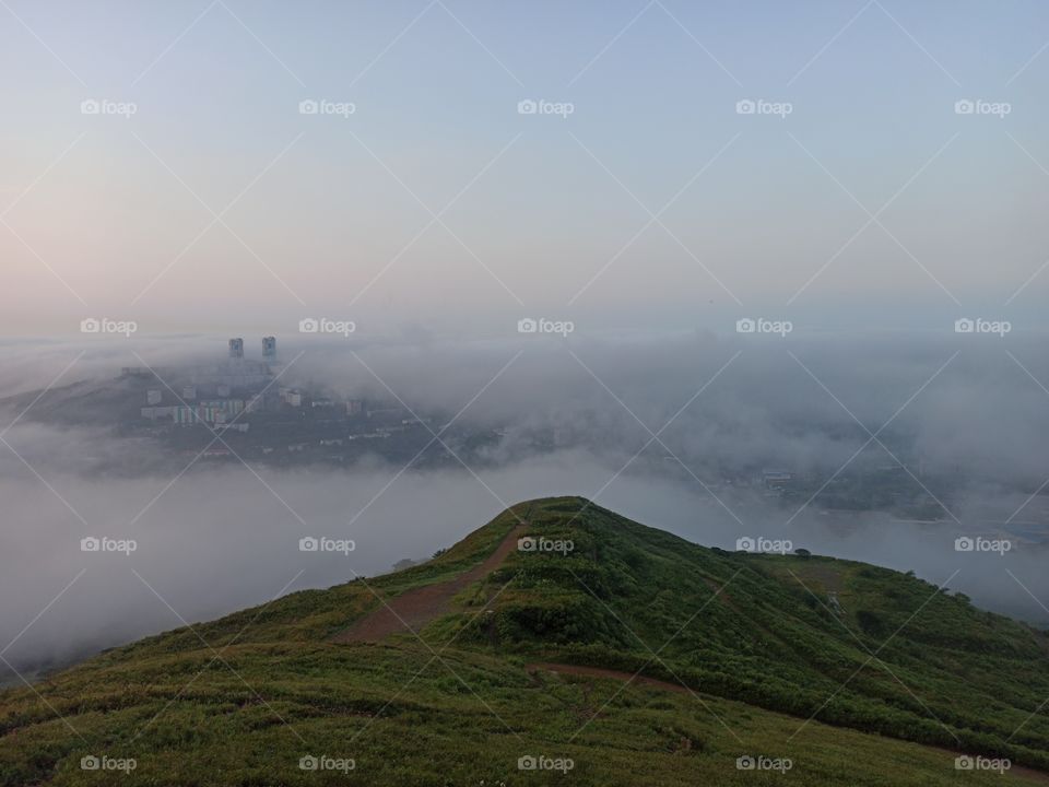 Владивосток в легком тумане