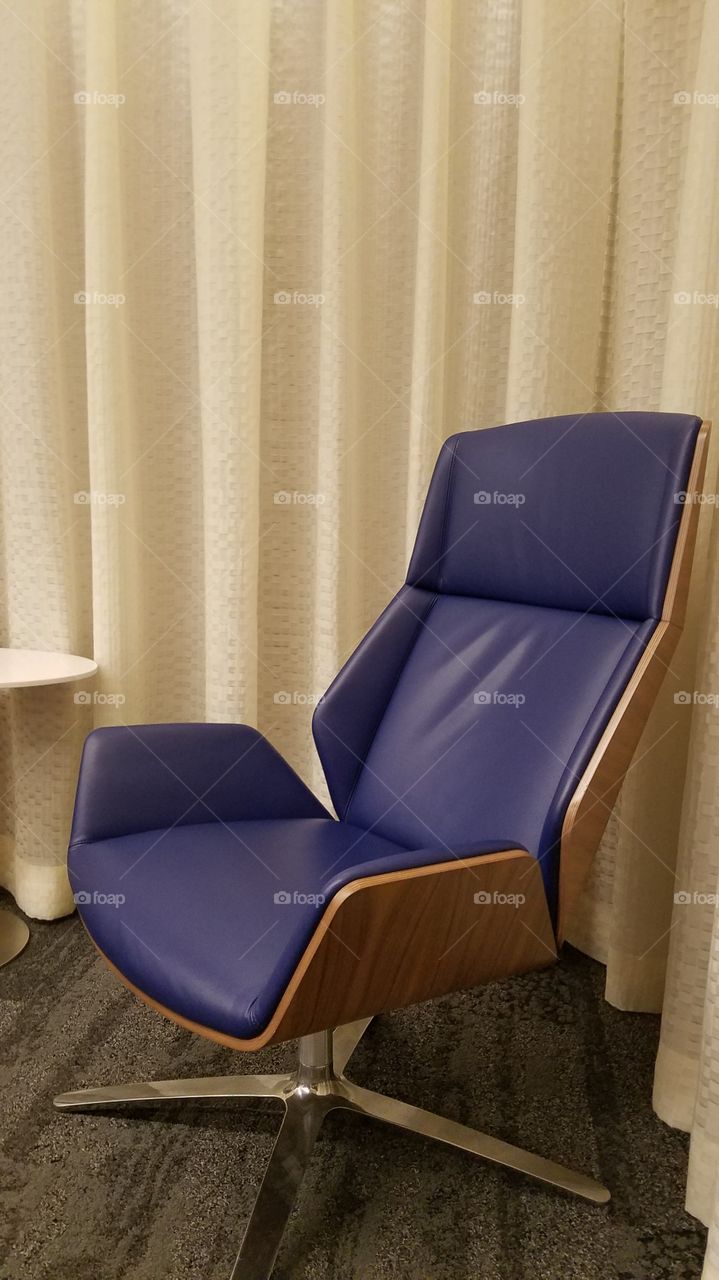 Seat, Furniture, Chair, Indoors, No Person