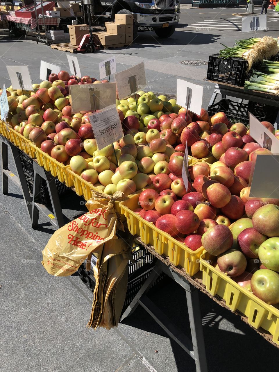 Farmers market apples