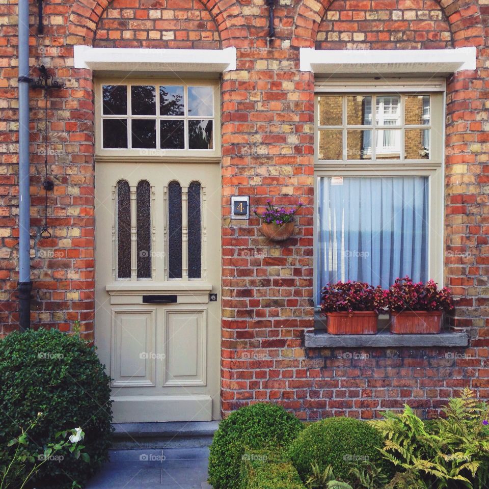 House, Architecture, Window, Building, Family