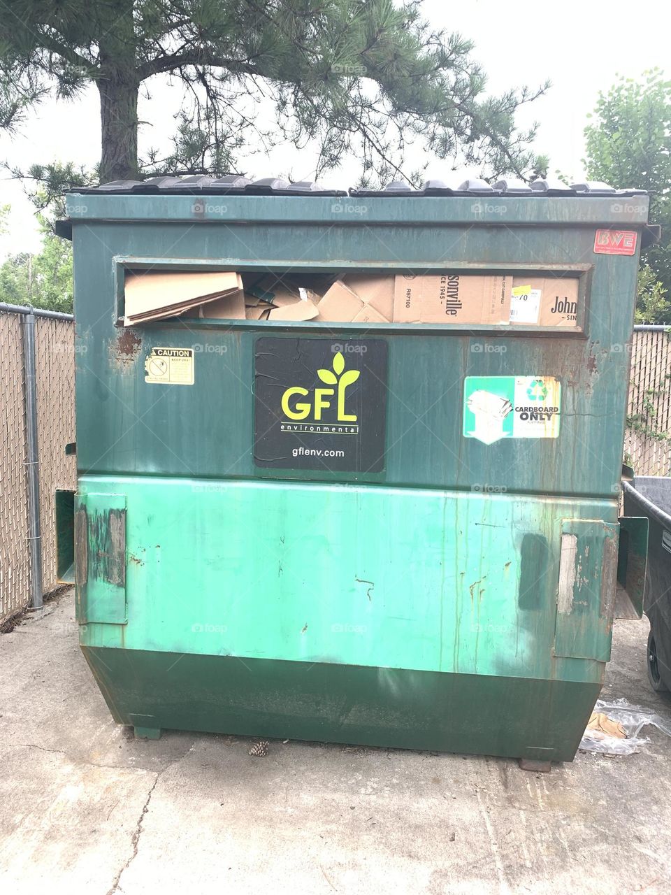 garbage recycling
