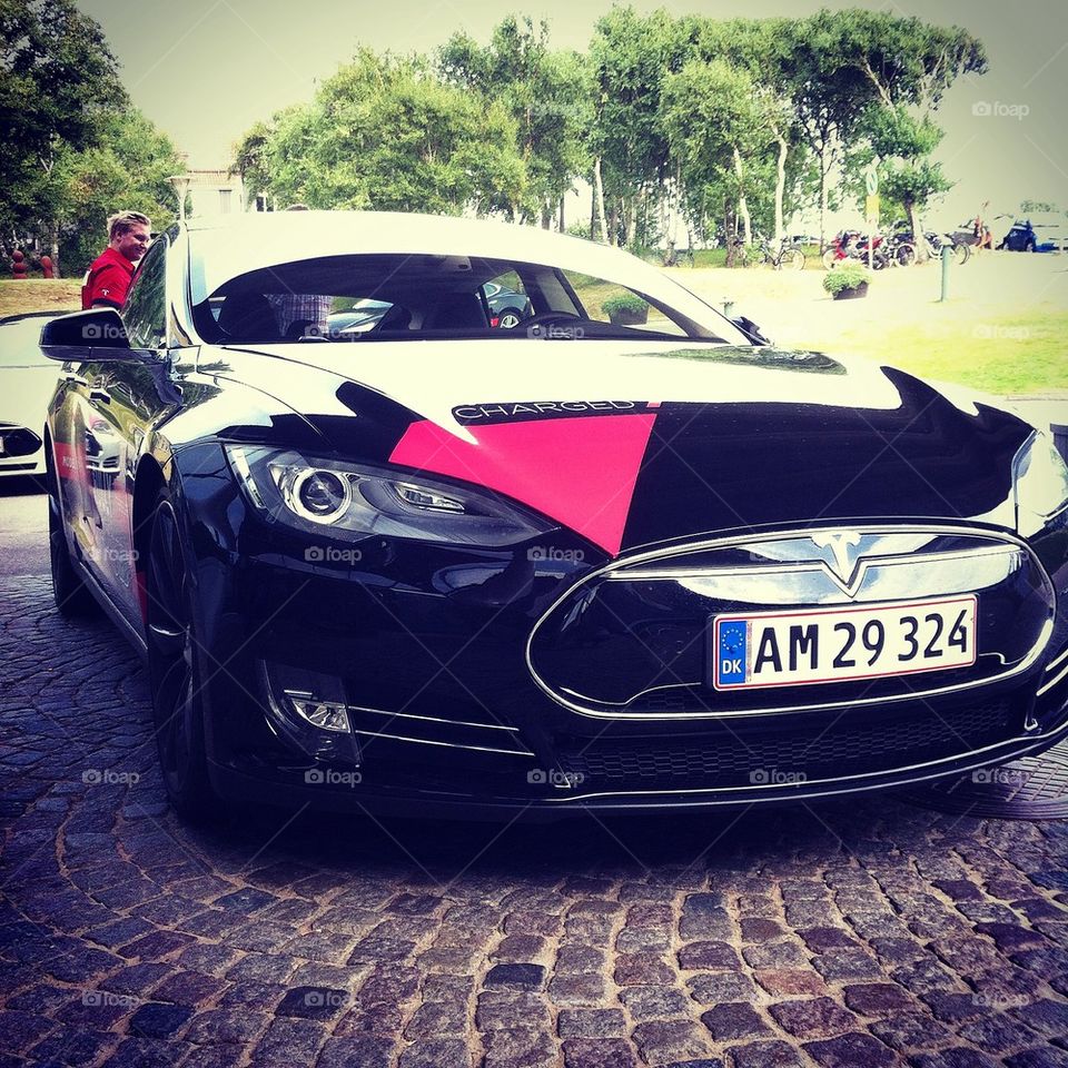 Tesla Model S