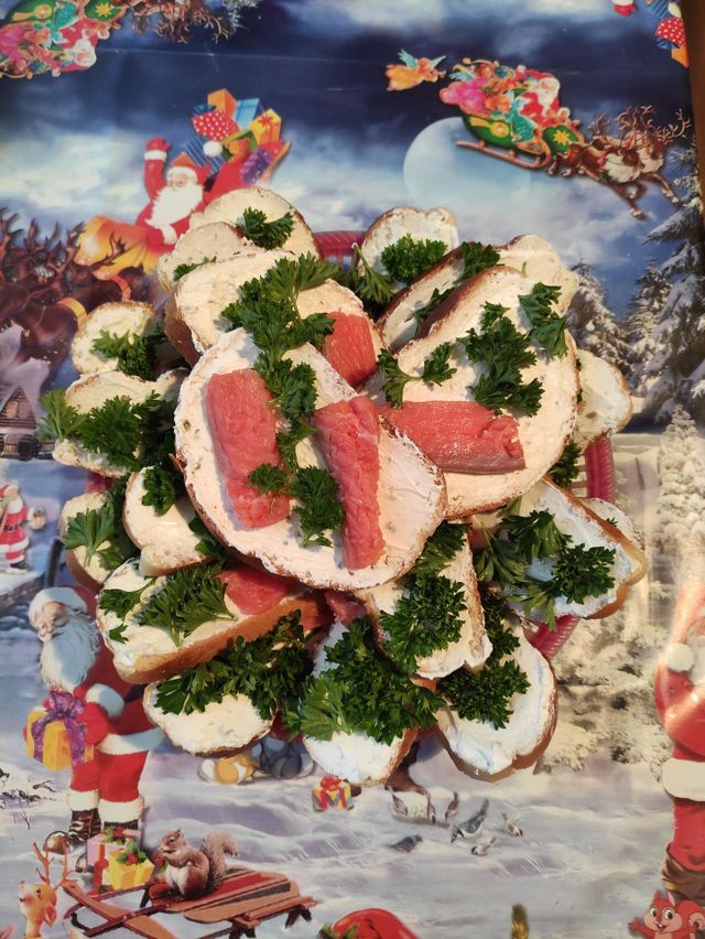 Fish sandwiches (Бутеры с рыбой)