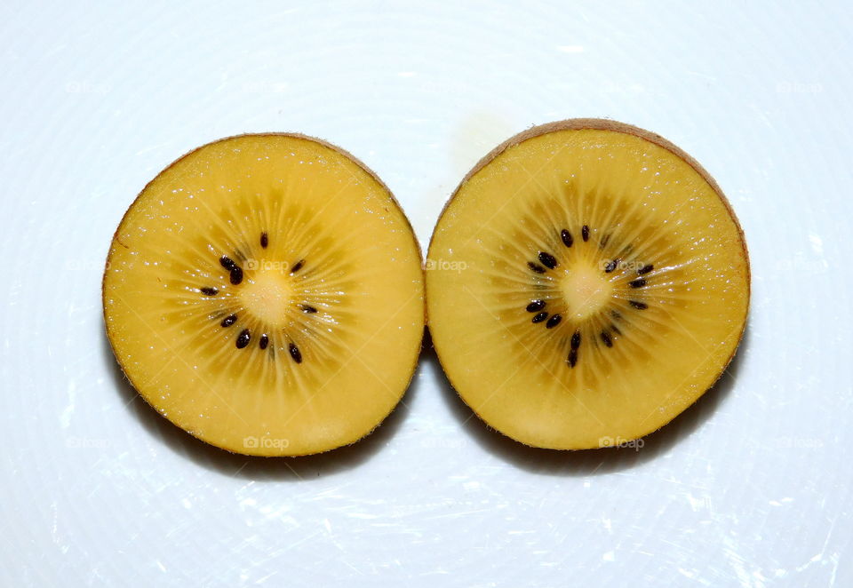 Kiwi gold