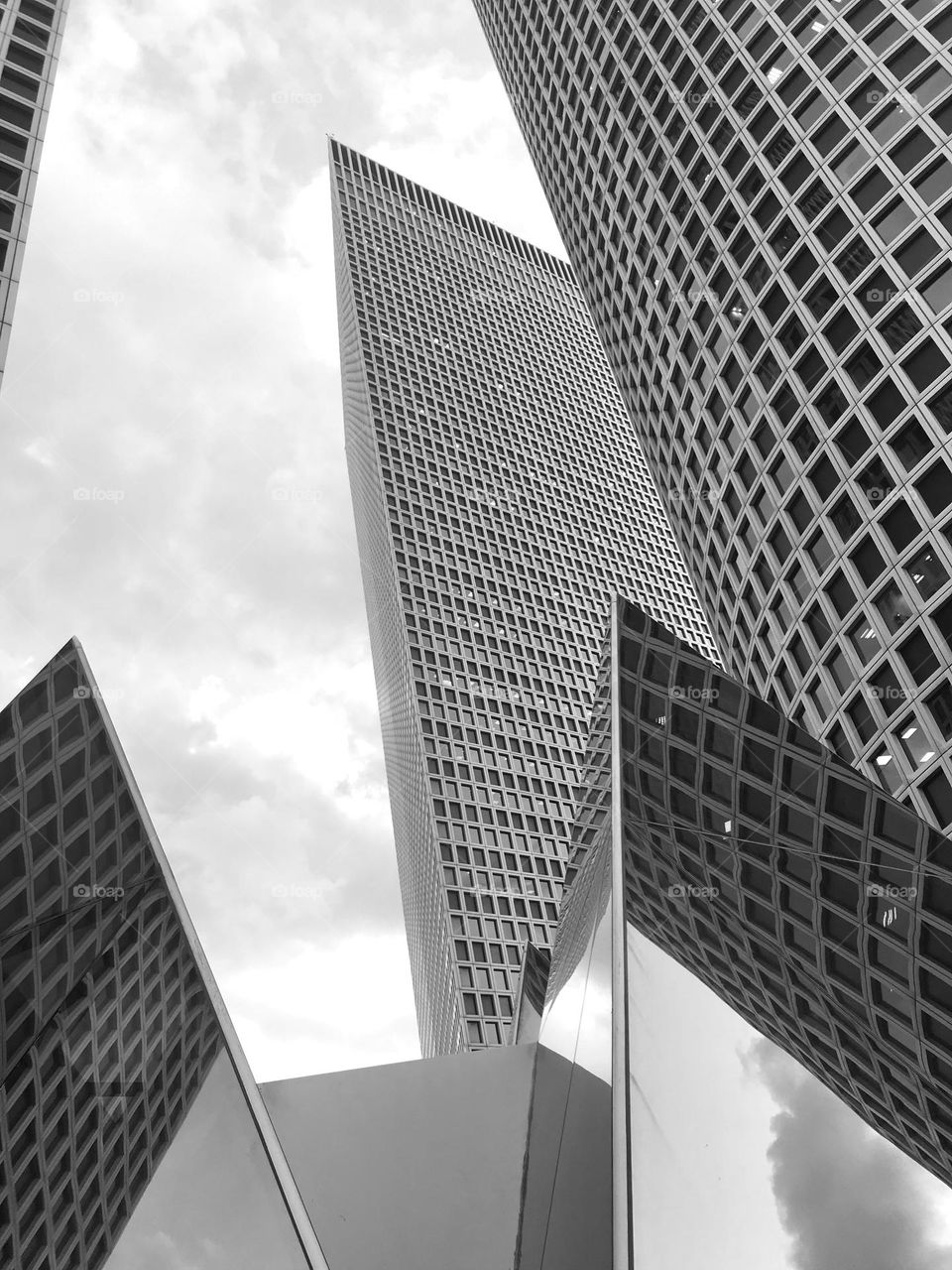 Architecture in b&w 