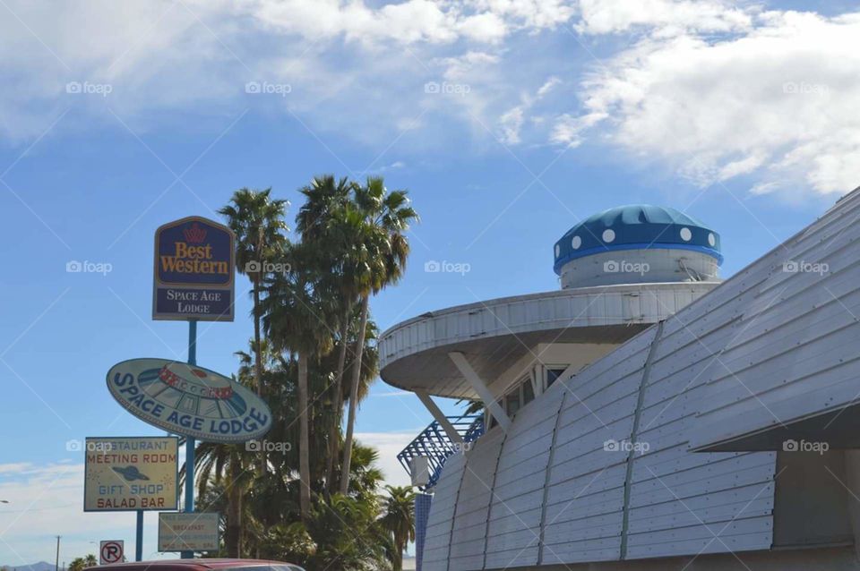 Space Age Lodge