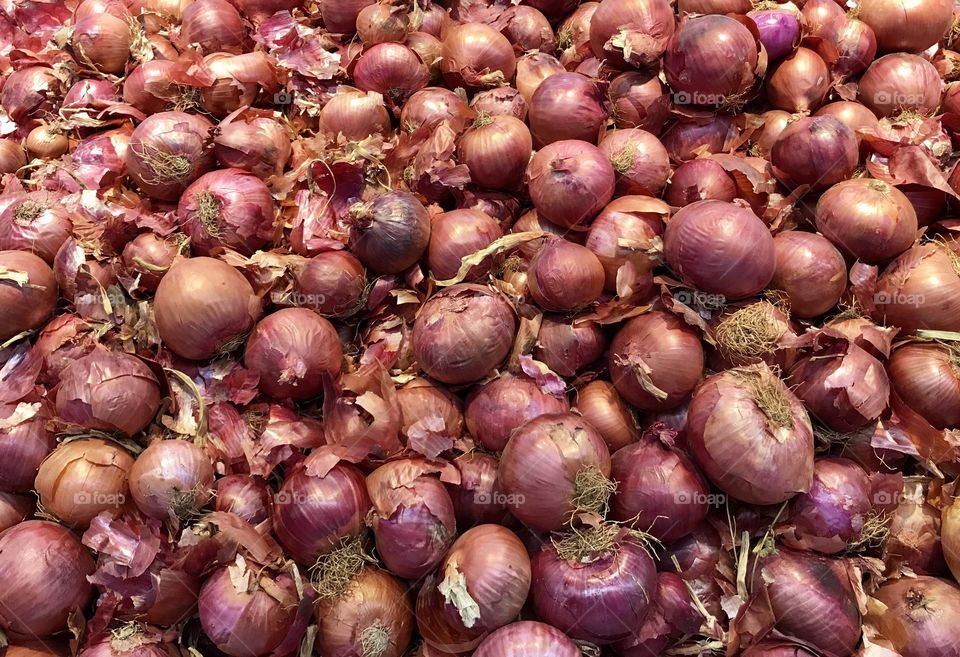 purple onions at the street market