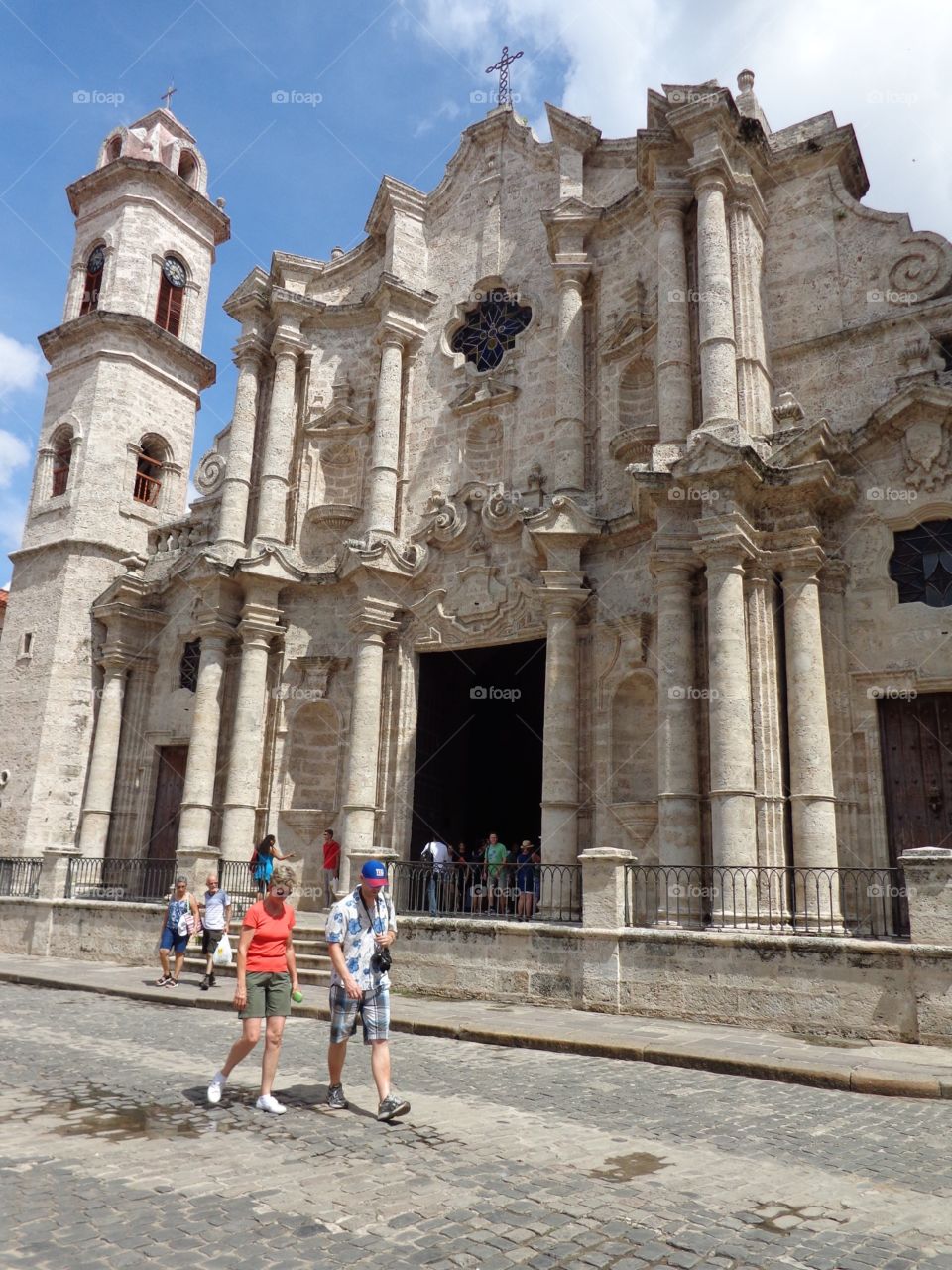 Tourists at Havana Cathedral