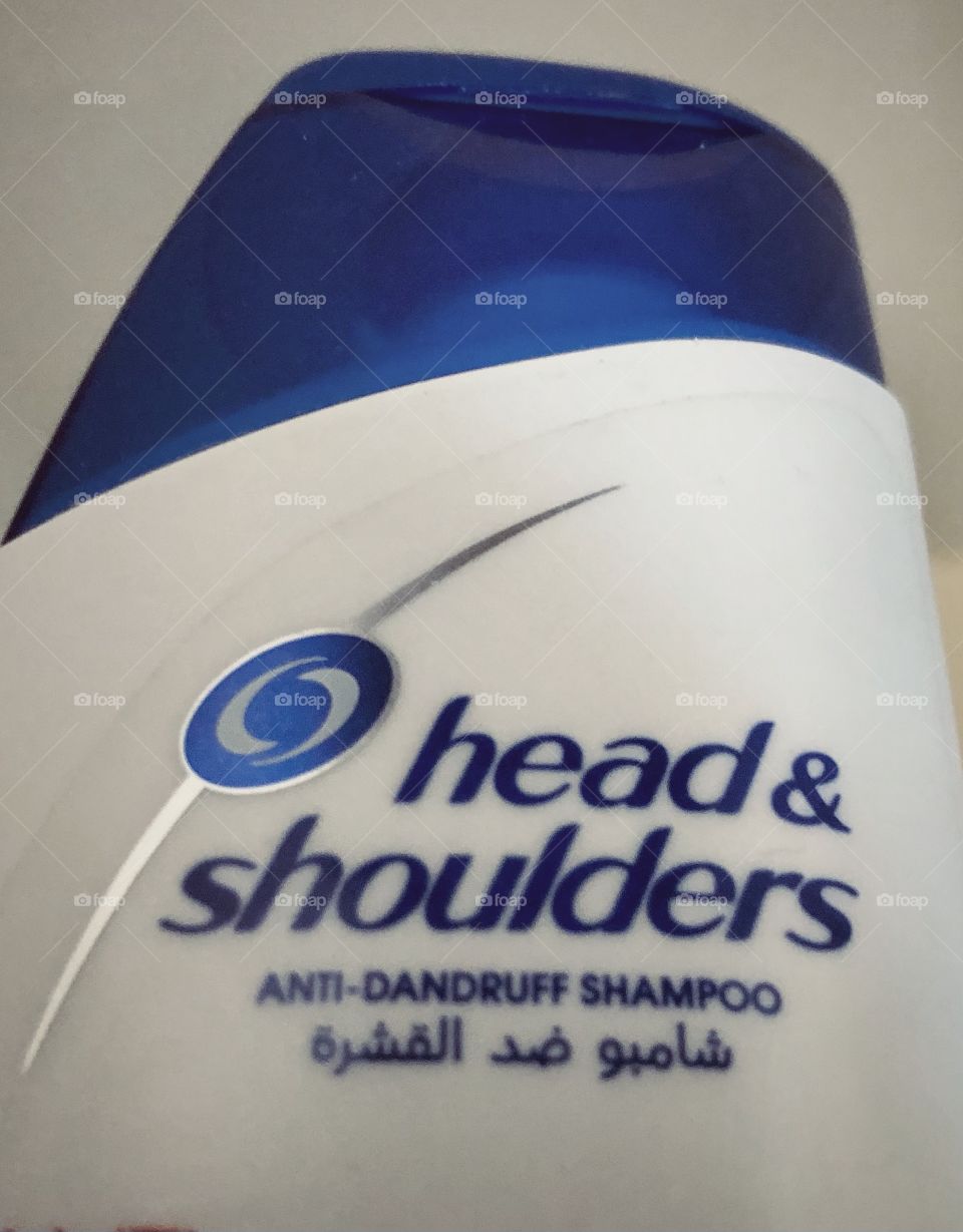 Head and shoulders shampoo