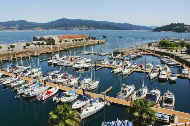 Vigo port