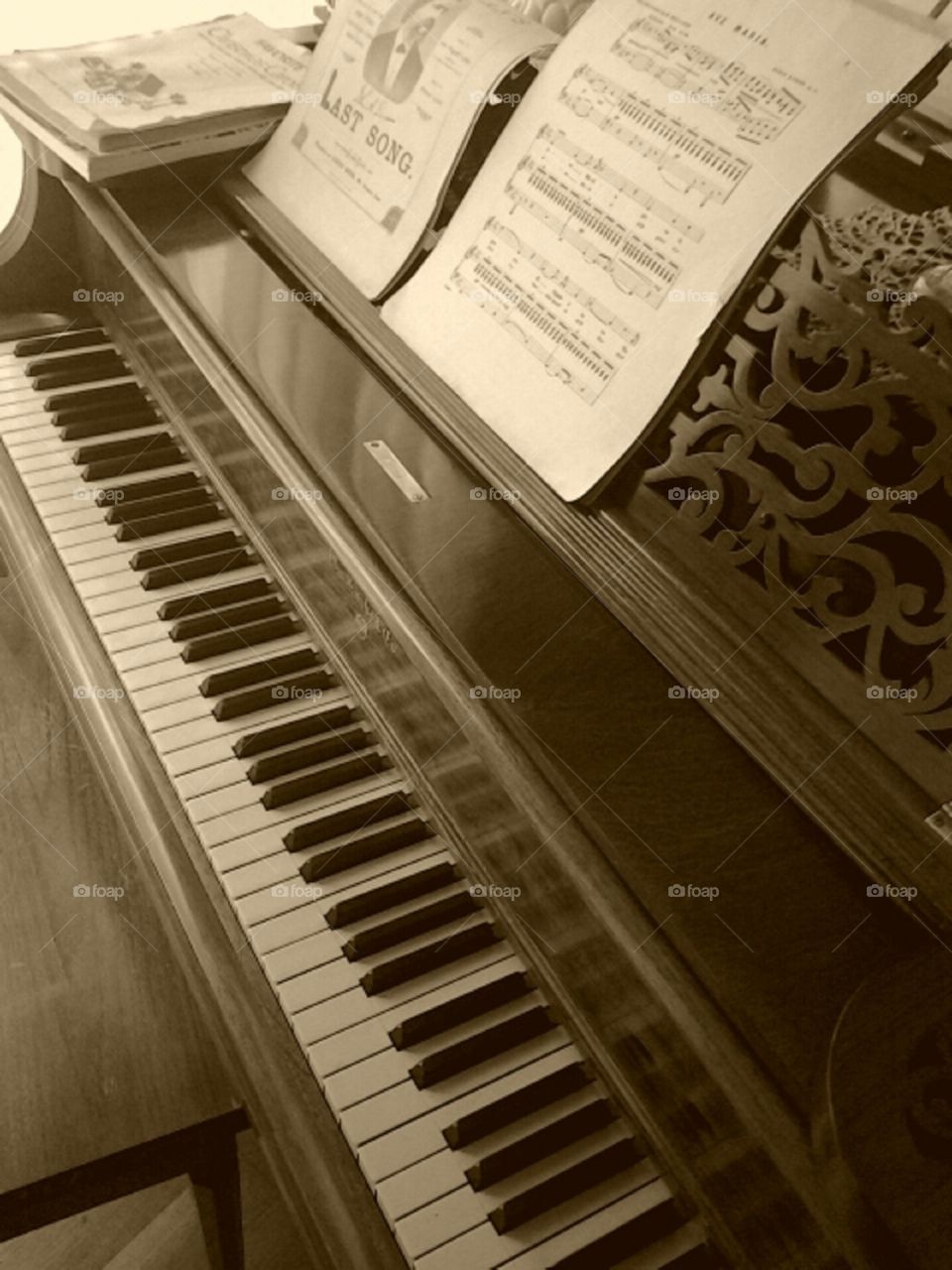 My Old Piano