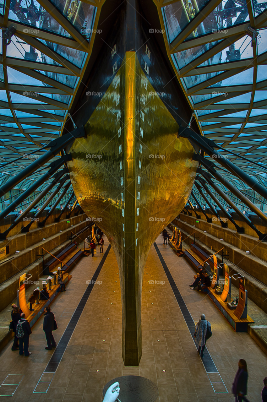 voyage queen monument explore by gaillewisbraznell