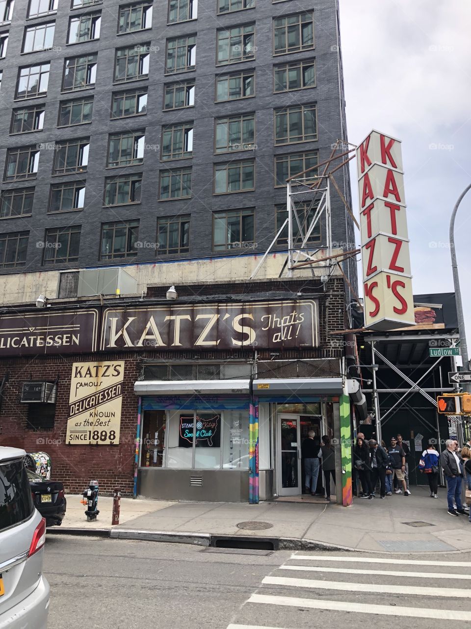 Katz’s Delicatessen - New York, NY