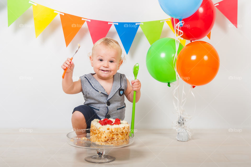 Yummy in my tummy. Happy toddler and his birthday cake.