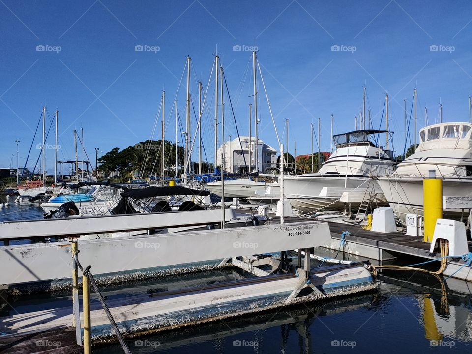 Harbour in the caraïtes 