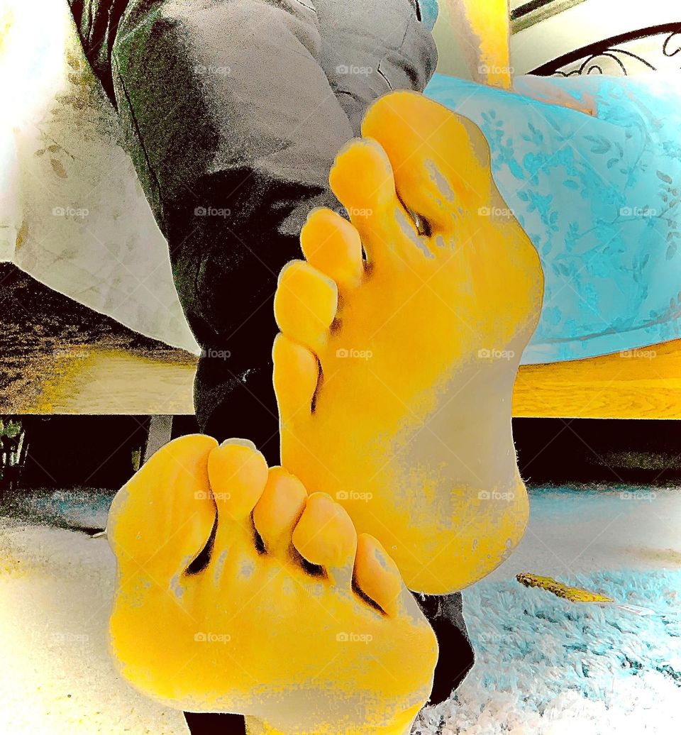 Barefoot pop art