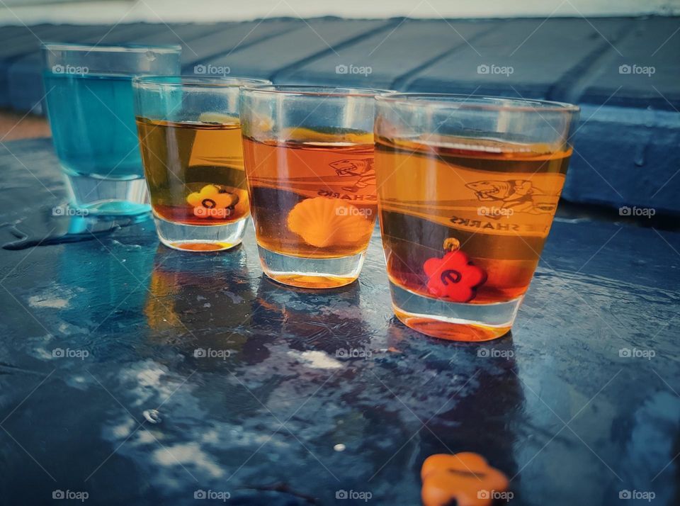 Blue and Yellow food colouring