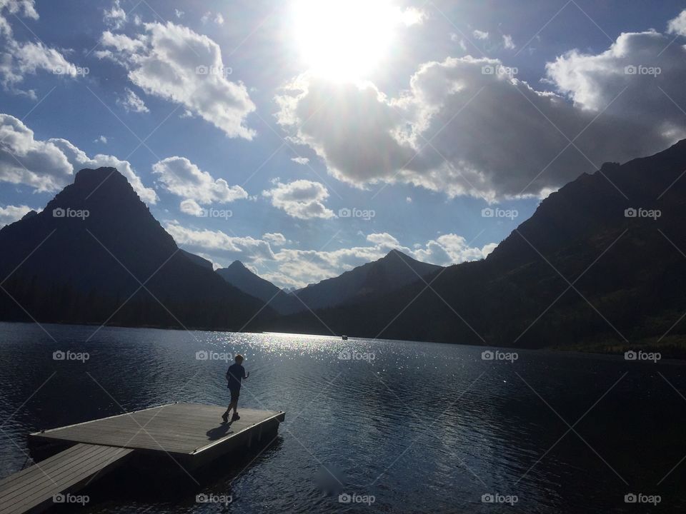 Reflecting lake