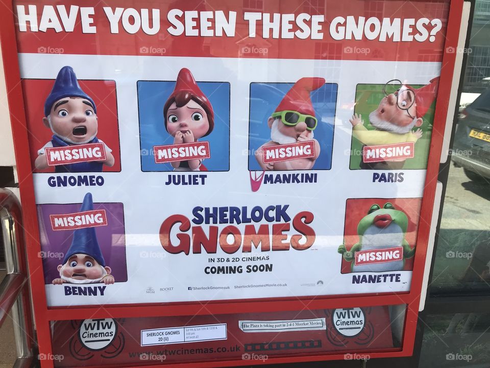 People’s impressions of ‘Gnomes” in the UK have always been viewed as derisory and those that collected them rather laughed at, until now and enter the film about missing knives. Enter the film ‘Sherlock Gnomes,’ are they about to make a come back?