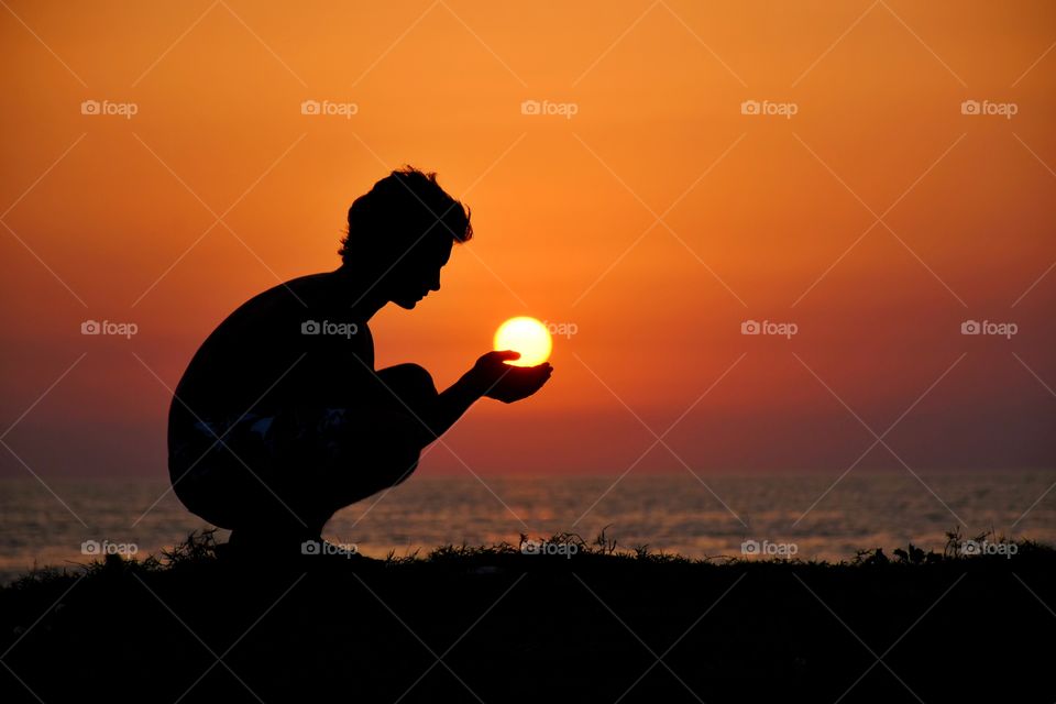 Holding the sun