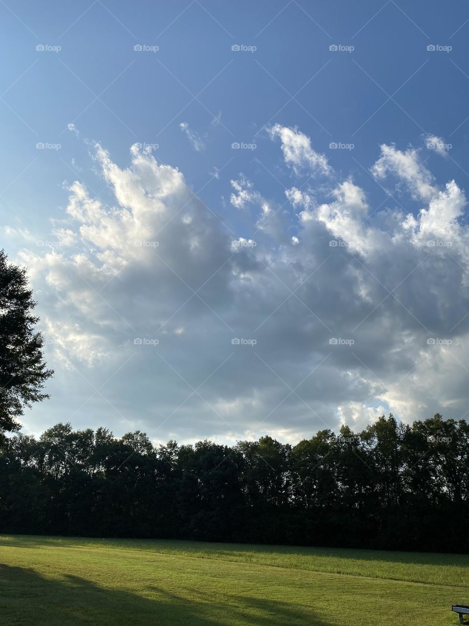 A beautiful sky day I’m enjoying it 