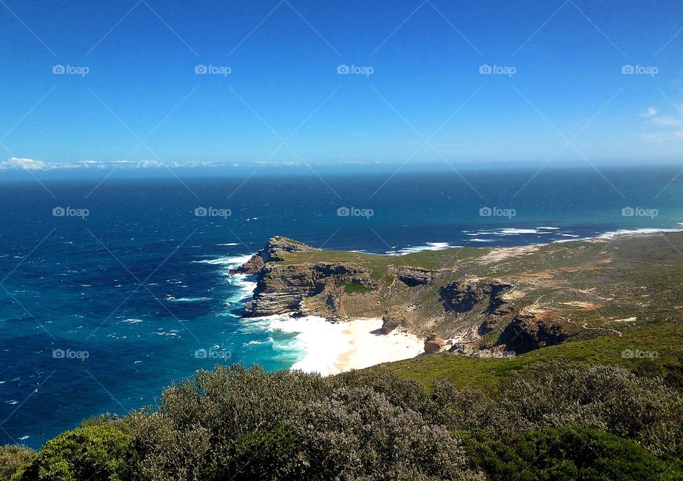 Scenic view of idyllic sea