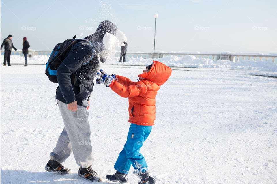 throwing snow ball