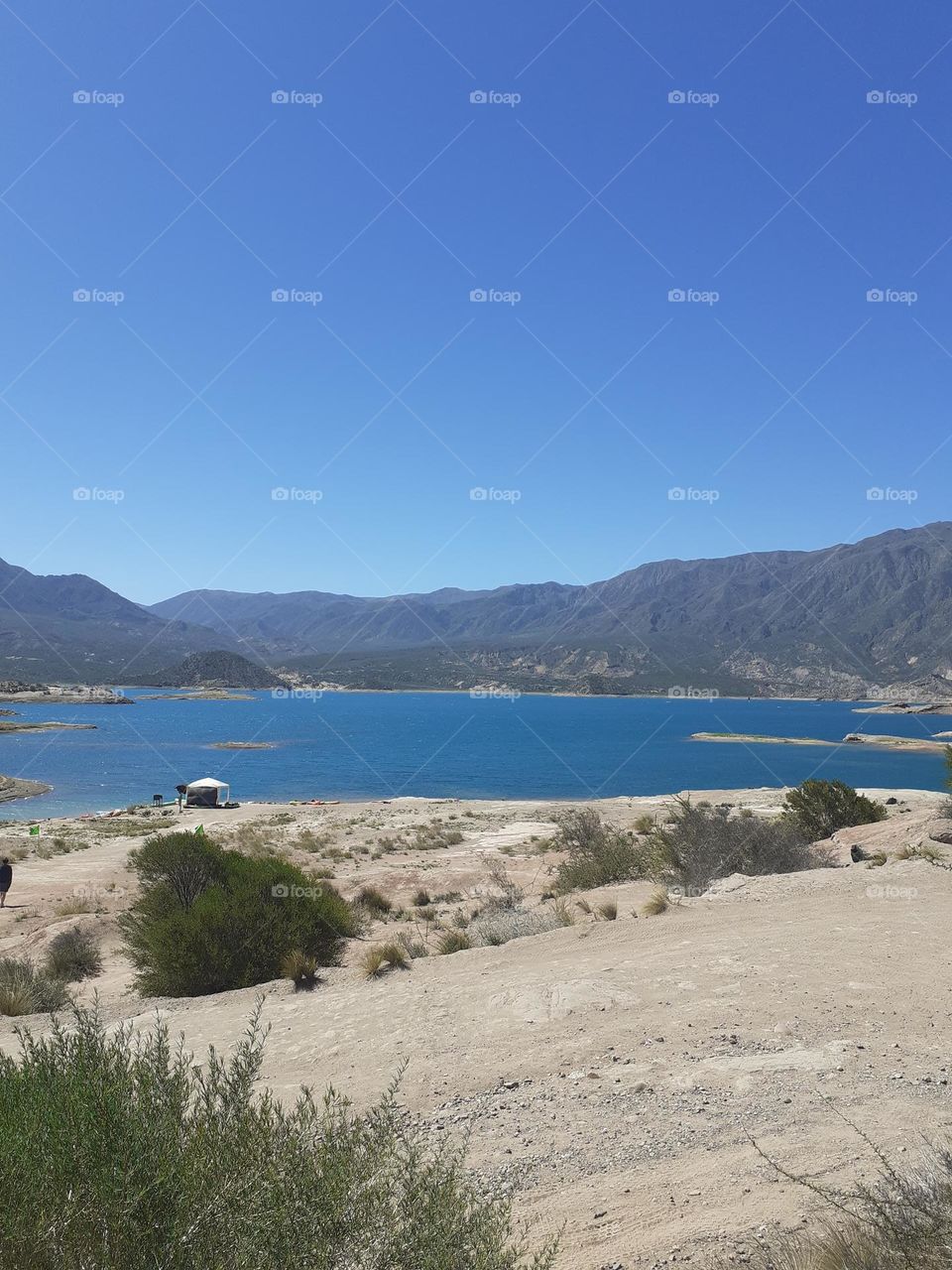 tarde de verano en el embalse