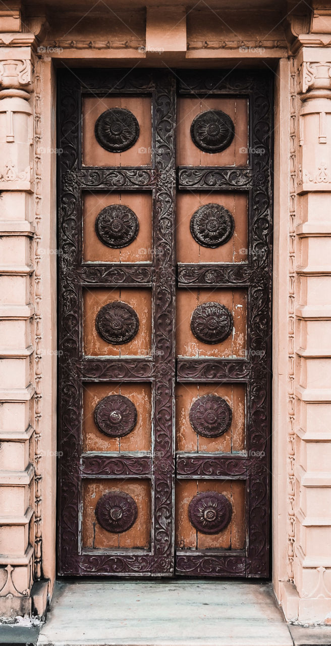 temple door