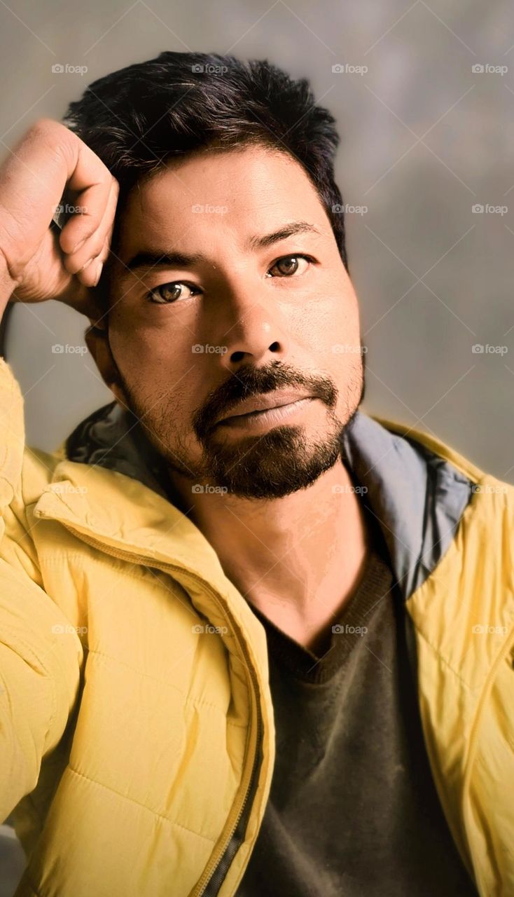 Portrait of self : through the emotions