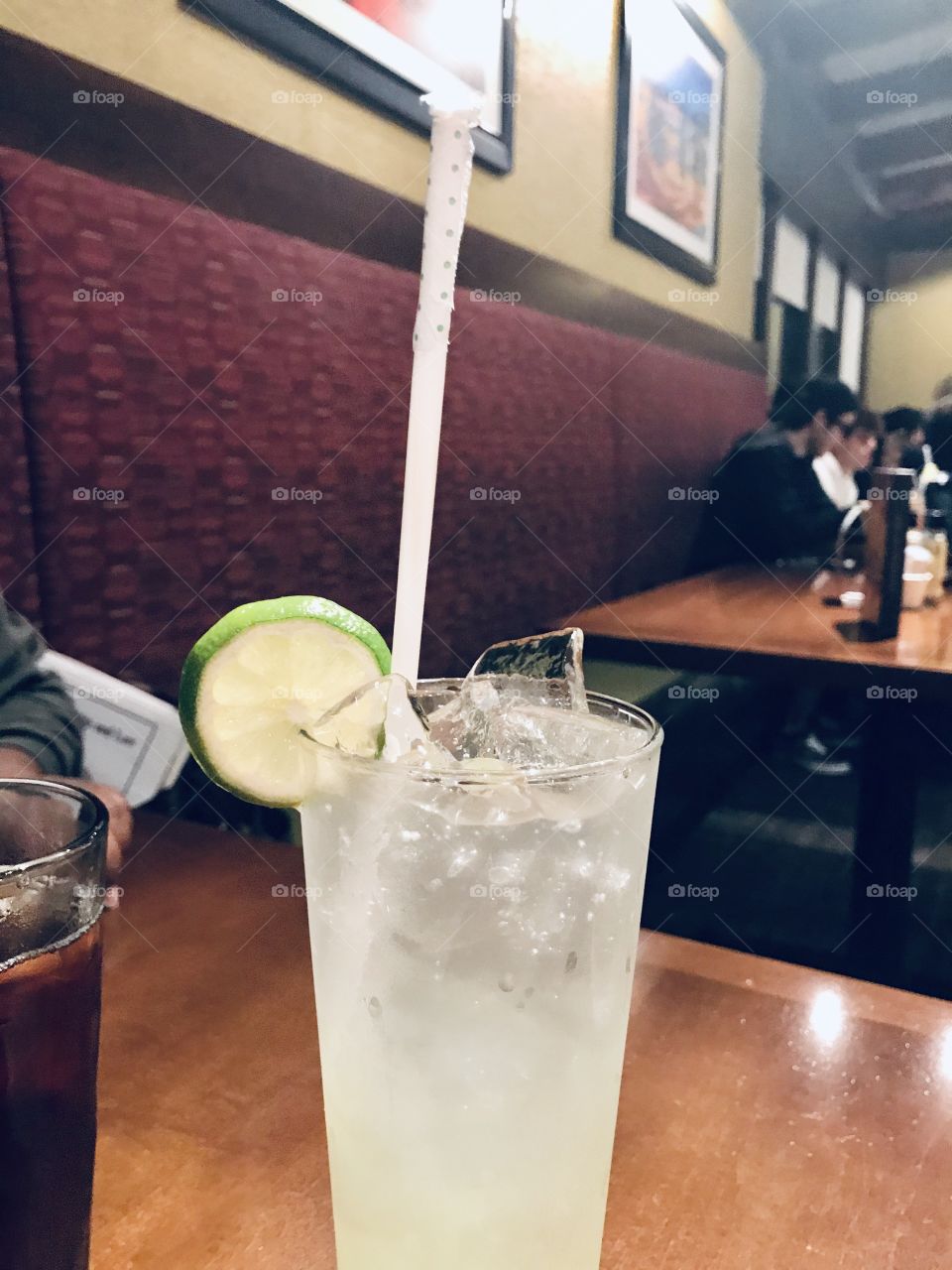 Fresh water and lemon 