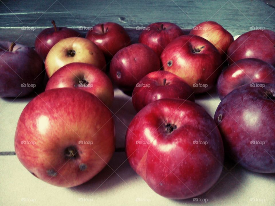 apples