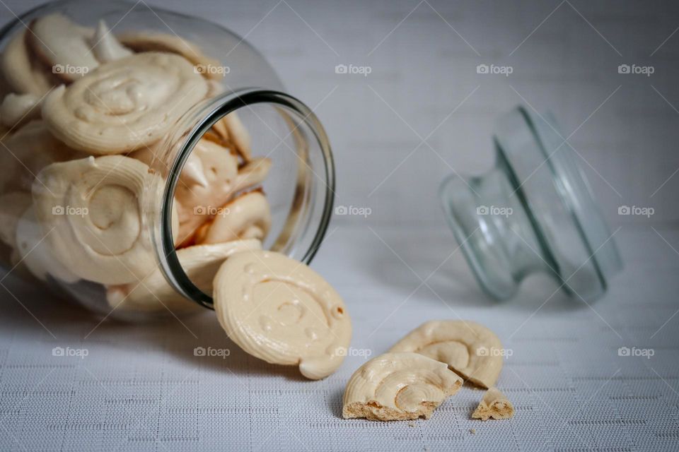 Cookie jar with some meringues