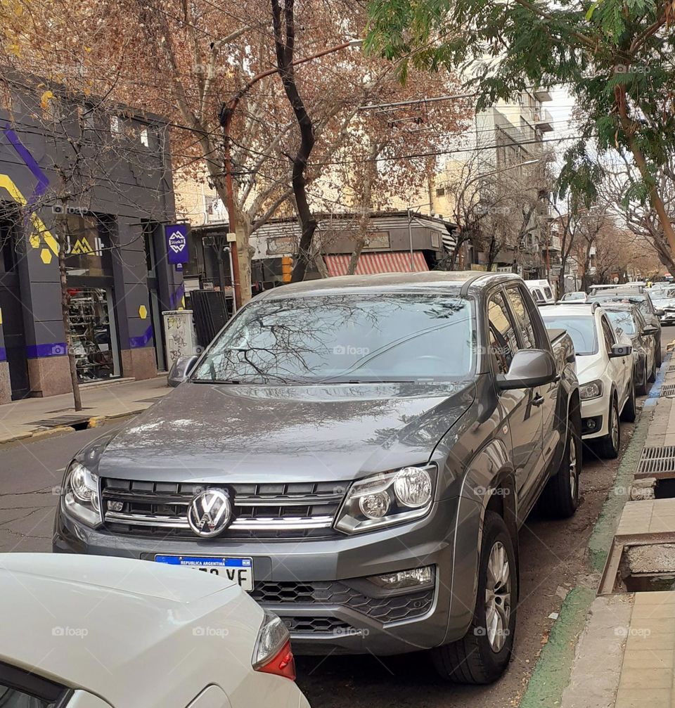 camioneta en la ciudad