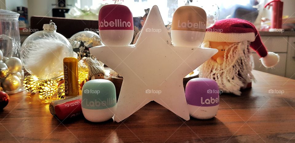 Merry Christmas Everyone with Labello