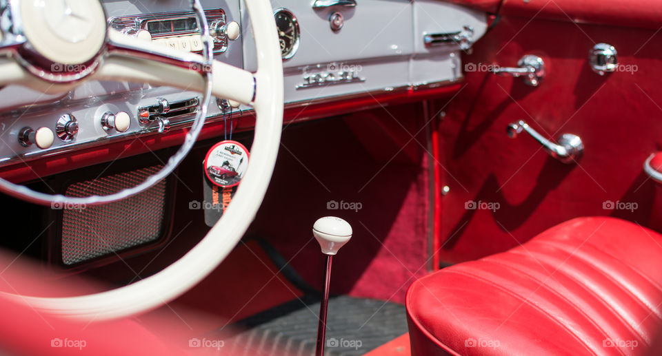 oldtimer mercedes sl interior