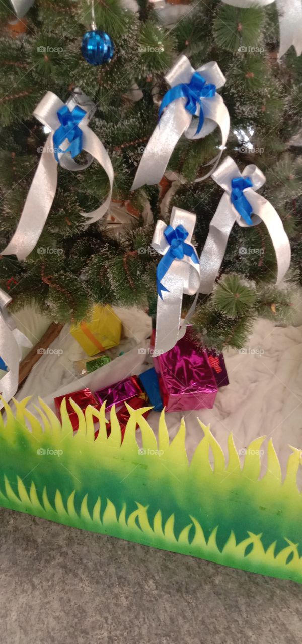 who is more excited for this part of Christmas ❤️✨