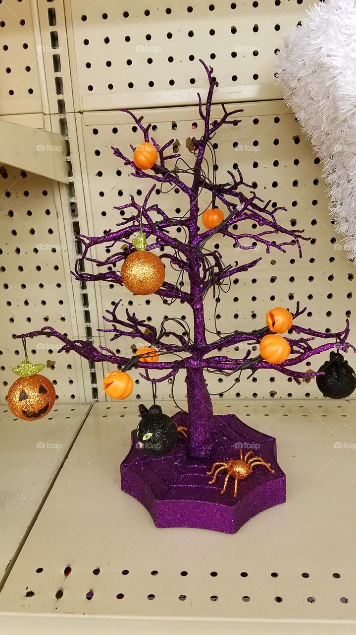 Halloween tree