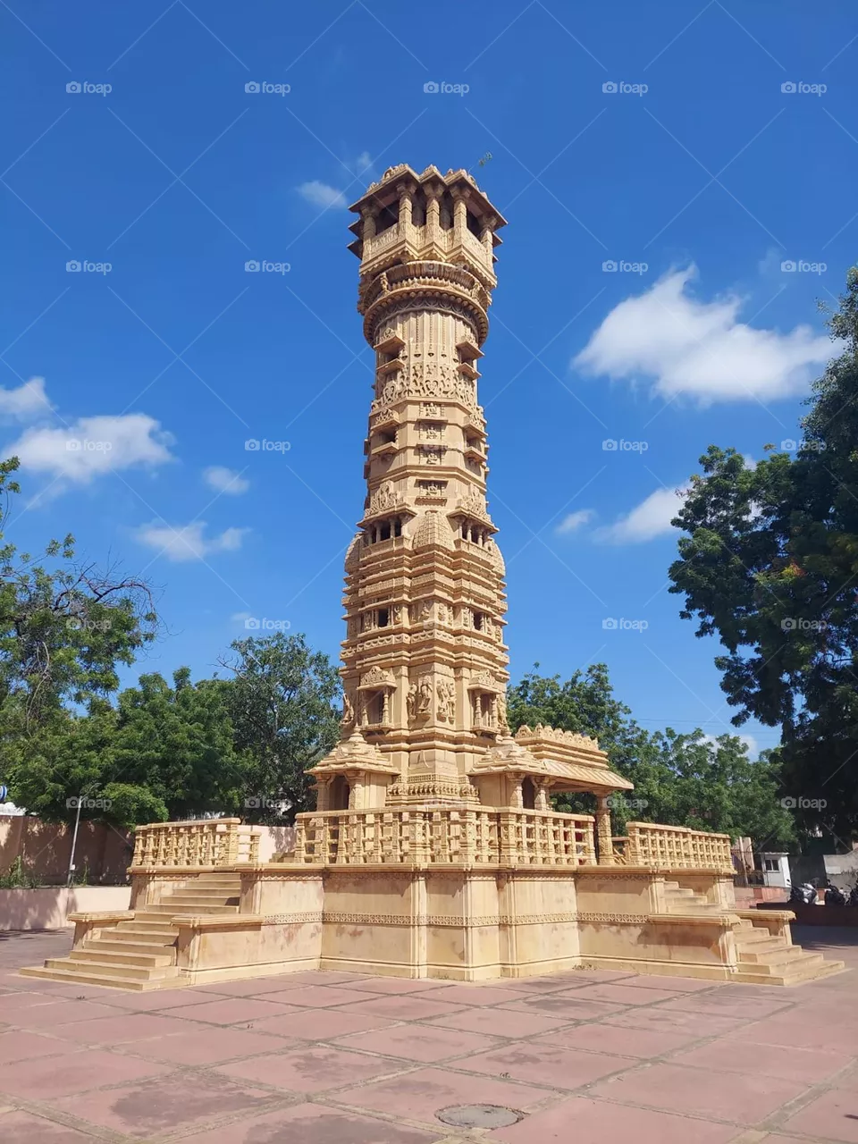 Hutheesing Temple