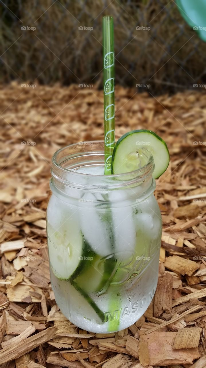 cucumber water