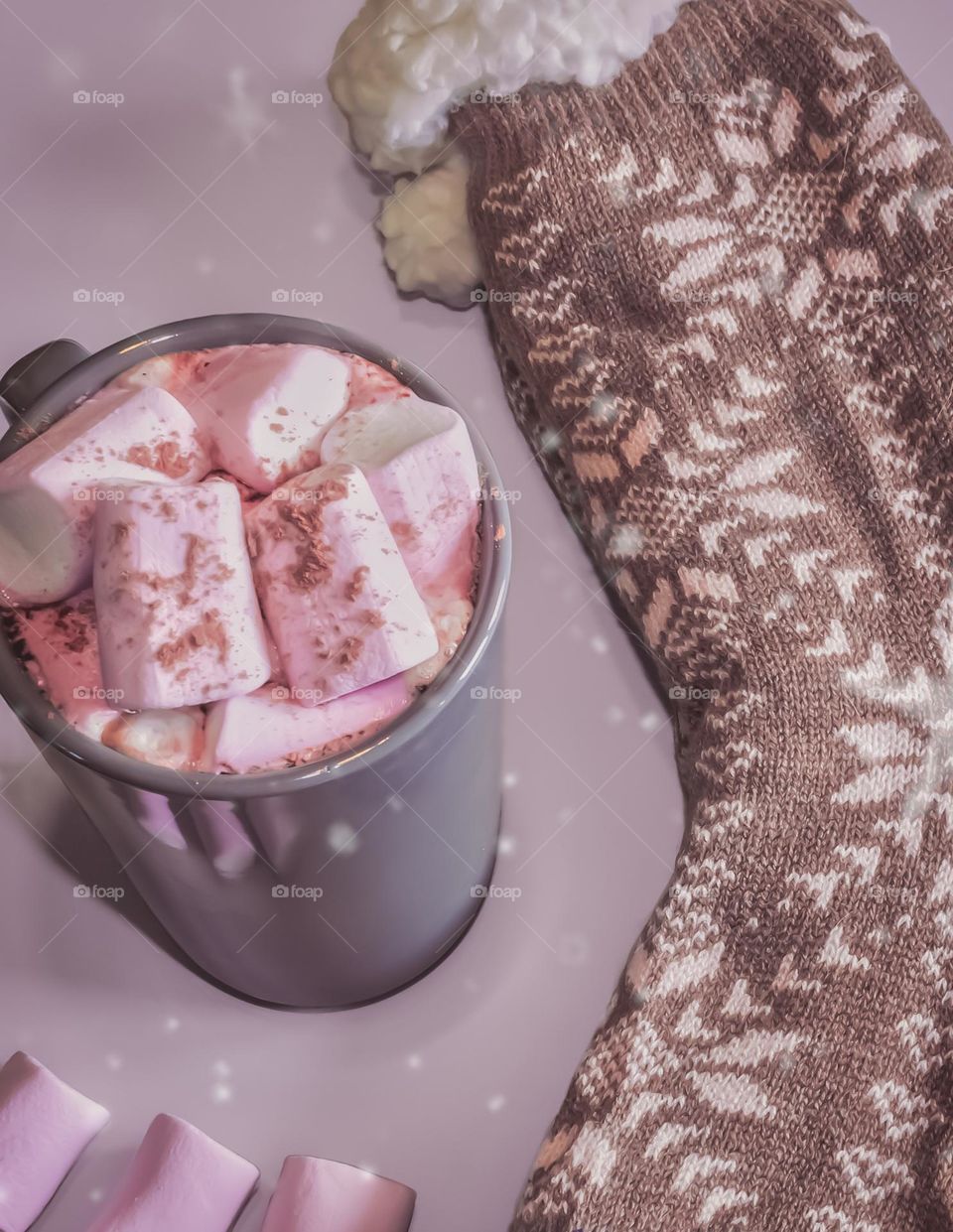 Hot chocolate with marshmallows and cosy woolly socks