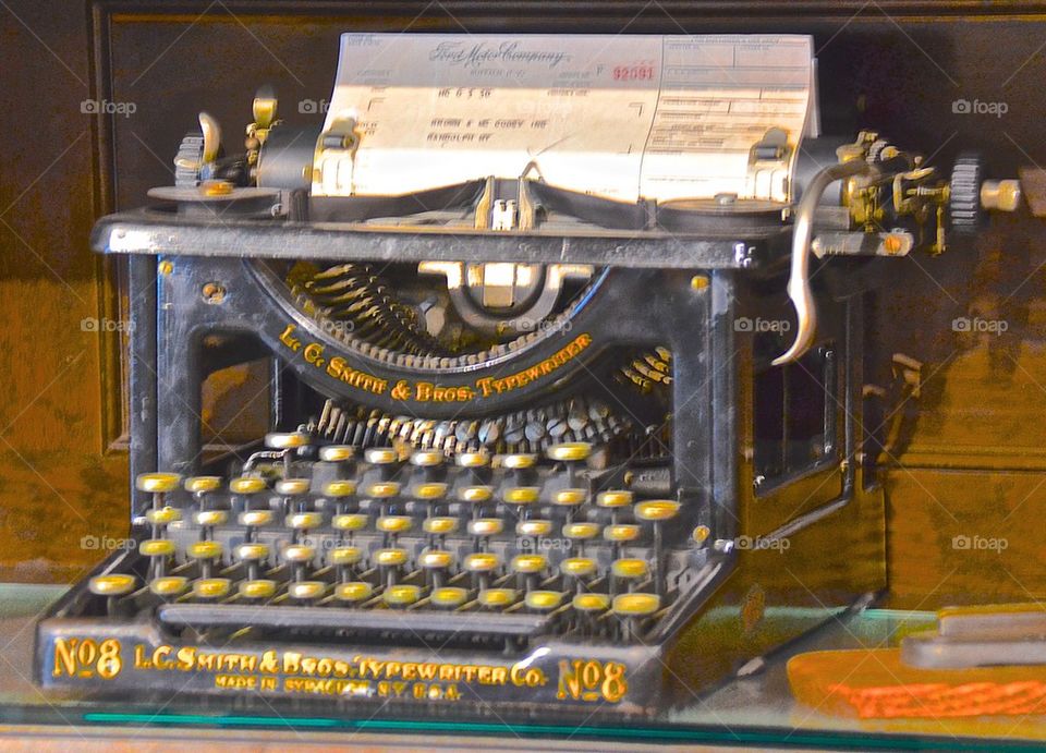 Typewriter antique