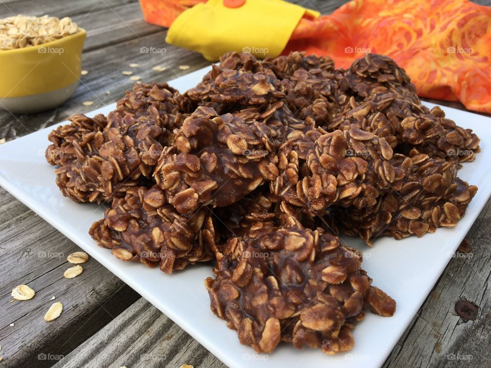 No Bake Chocolate Oatmeal Cookies 