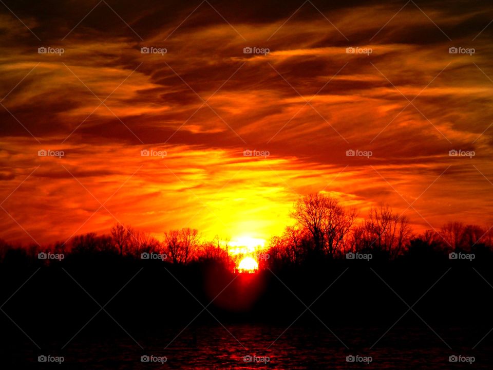 Beautiful sky and the lake 