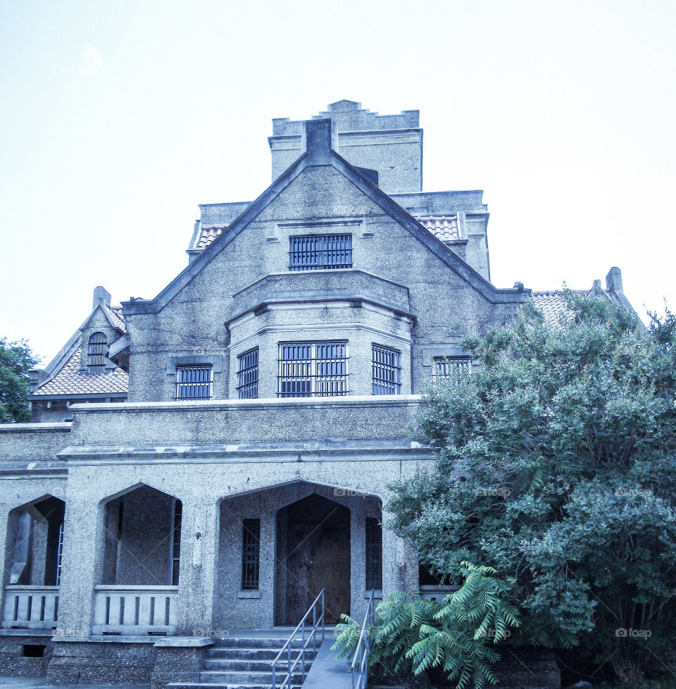 Creepy courthouse